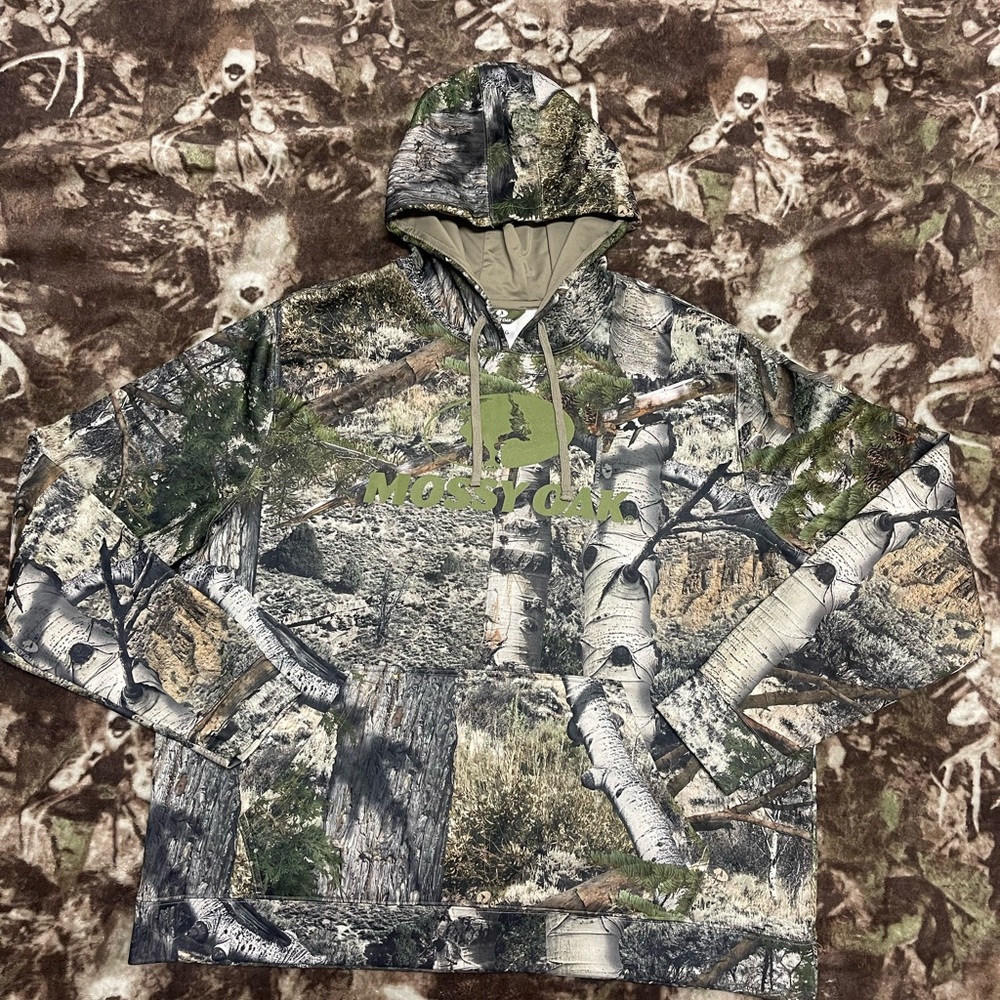 Mossy Oak Camo Pullover Hoodie in Olive Green & Brown